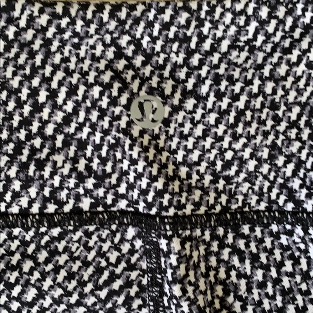 Lulu lemon crop leggings!